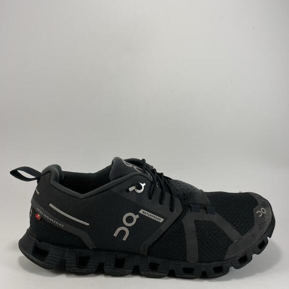 On Cloud 5 Waterproof Running Shoes Womens Size 7.5 Black Athletic Slip On - Picture 1 of 12